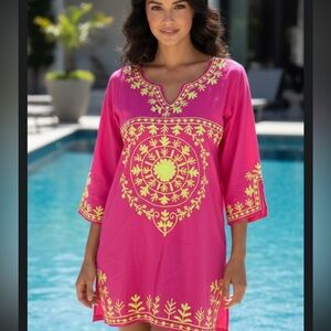 Beautiful Tunic beach coverup Debbie Katz